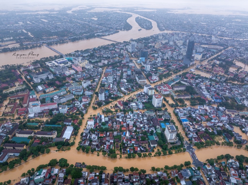 hue_lu lut hue_hue ngap lut_thientai_luluthue_phat giao hue28.jpg